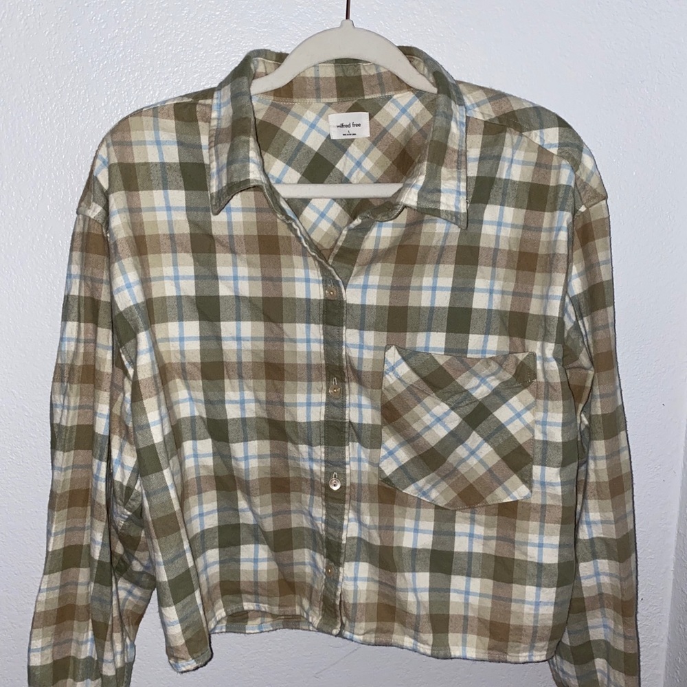 Aritzia cropped flannel
